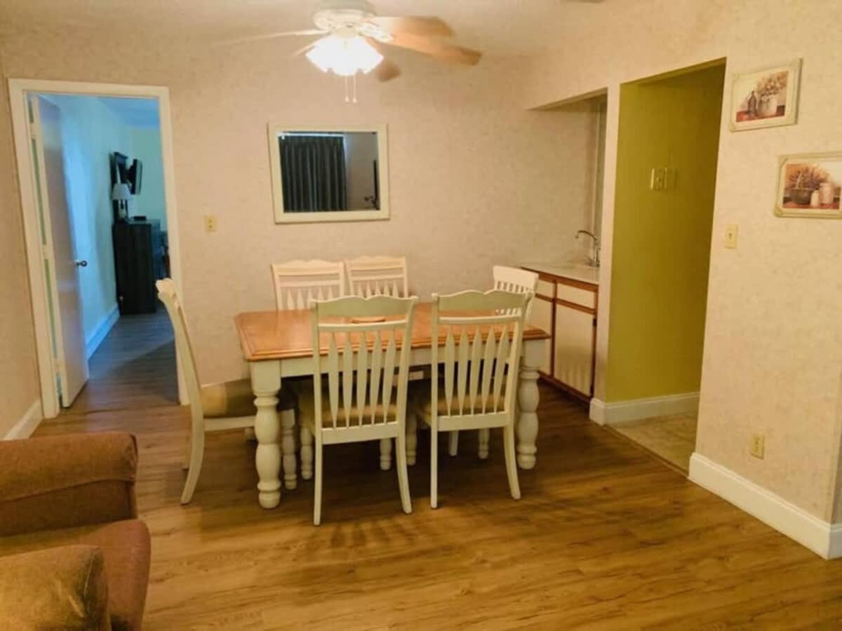*Delightful Beach Condo*Pool, Steps To The Sand*H33 マートルビーチ エクステリア 写真